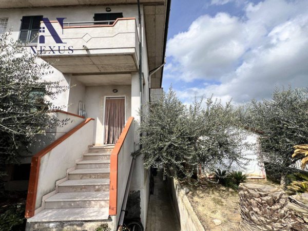 casa indipendente in vendita a Monte Porzio