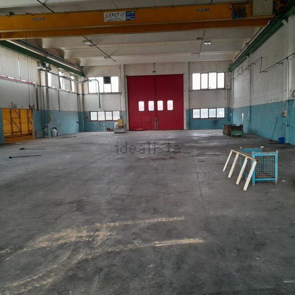 capannone in vendita a Monte Porzio