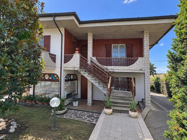 casa indipendente in vendita a Monte Porzio