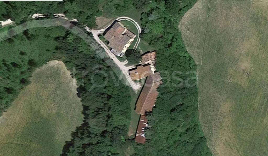 appartamento in vendita a Peglio(PU)