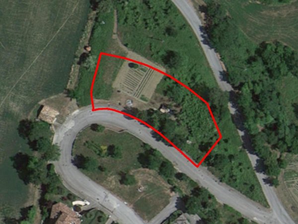 terreno edificabile in vendita a Peglio(PU)