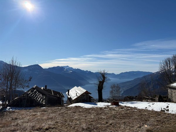 ufficio in vendita a Peglio(PU)
