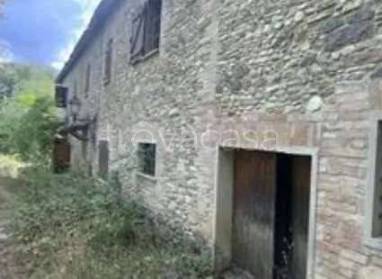 casa indipendente in vendita a Peglio(PU)