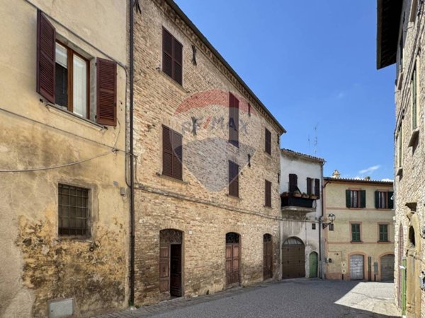 appartamento in vendita a Pergola