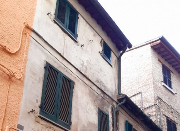 appartamento in vendita a Pergola