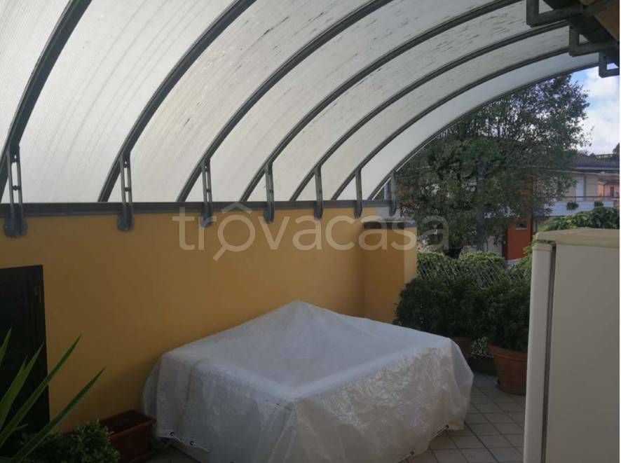 casa indipendente in vendita a Pergola