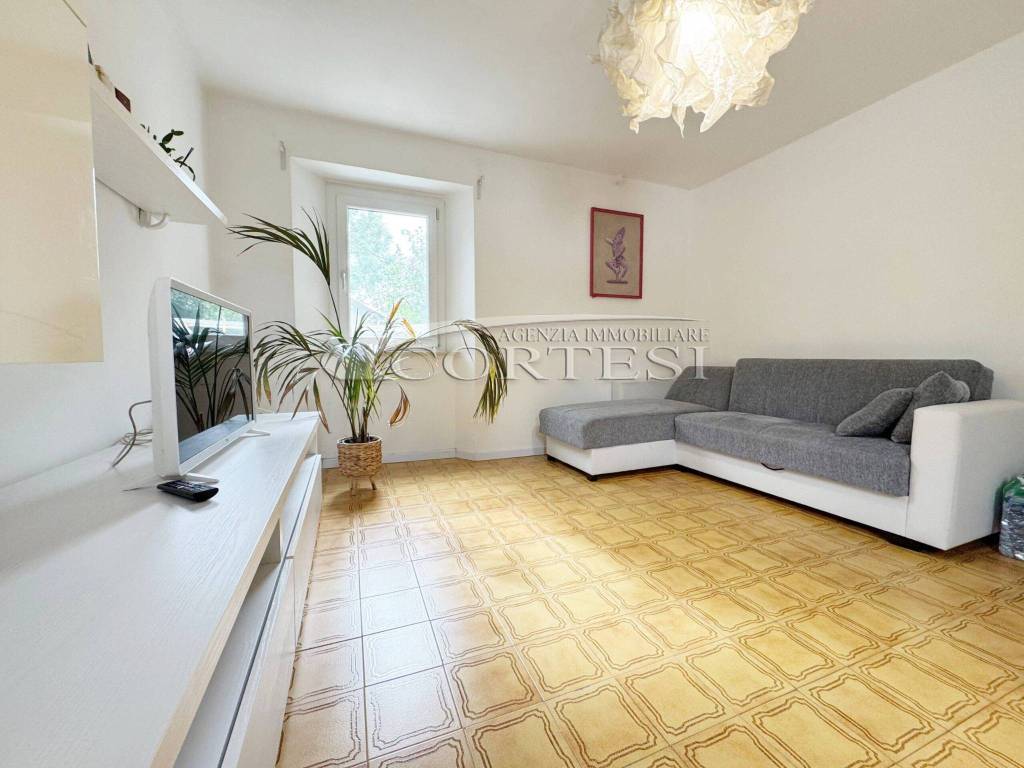 casa indipendente in vendita a Pergola in zona Montesecco