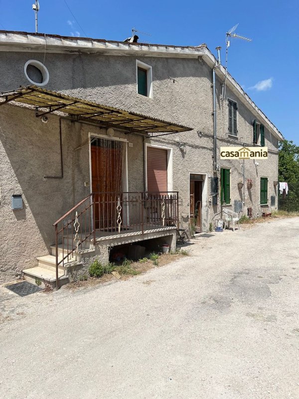 appartamento in vendita a Pergola