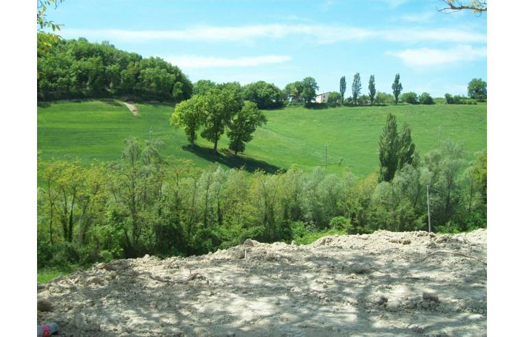 casa indipendente in vendita a Pergola