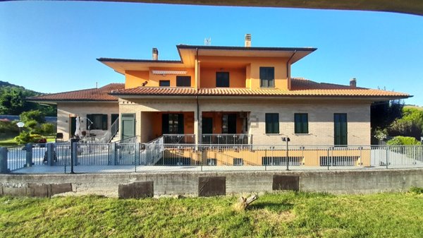 appartamento in vendita a Pergola in zona Bellisio Solfare