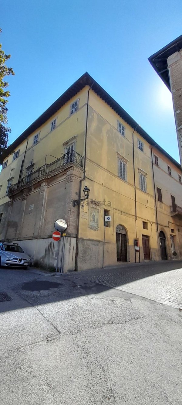 appartamento in vendita a Pergola