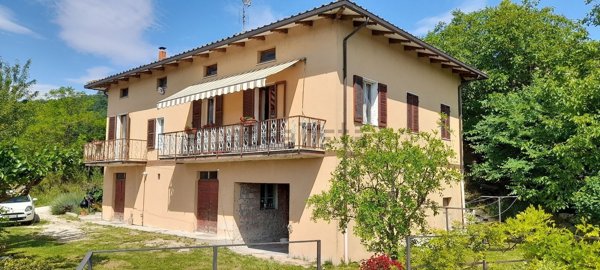 appartamento in vendita a Pergola