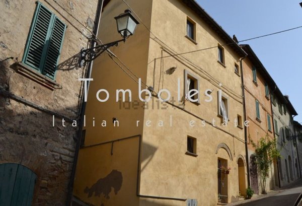 appartamento in vendita a Pergola