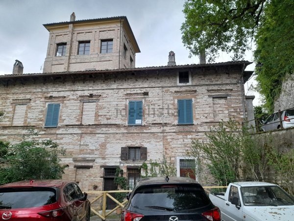 appartamento in vendita a Pergola