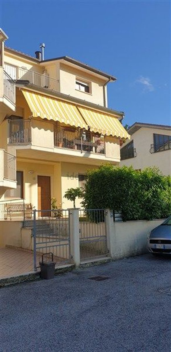 appartamento in vendita a Pergola