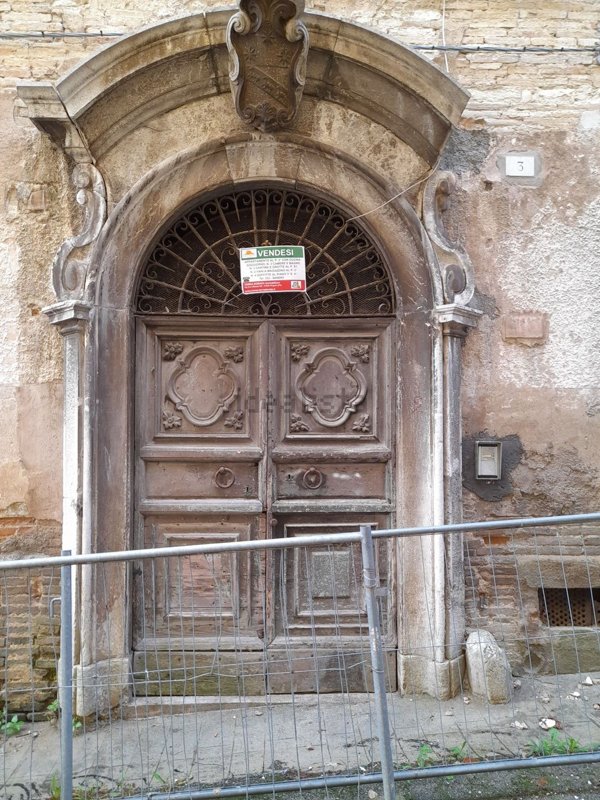 appartamento in vendita a Pergola