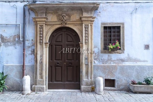 casa indipendente in vendita a Pergola