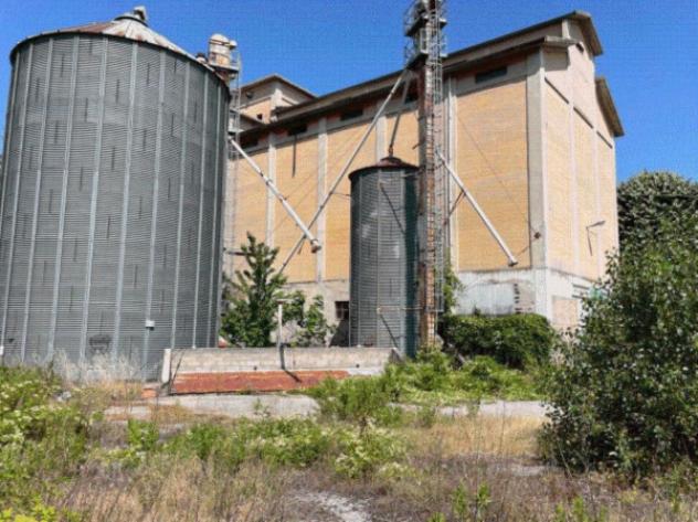 terreno edificabile in vendita a Pergola