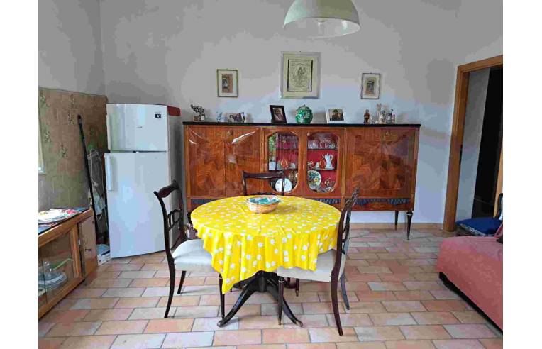 appartamento in vendita a Pergola in zona Bellisio Solfare