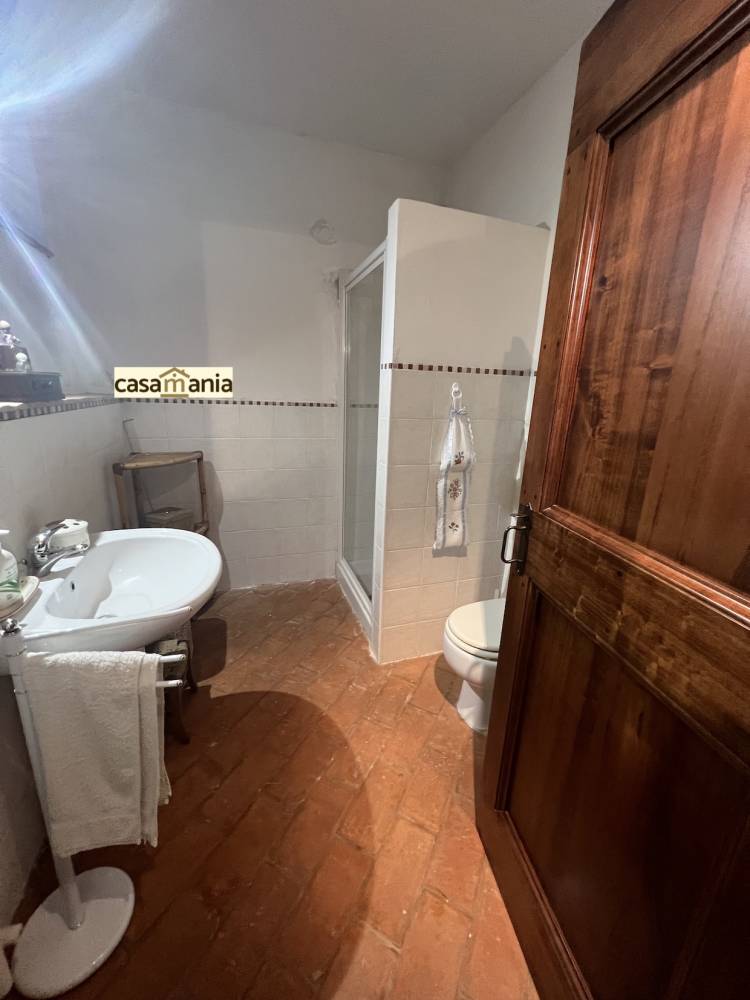 casa indipendente in vendita a Pergola