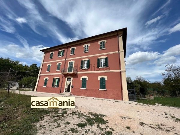 appartamento in vendita a Pergola