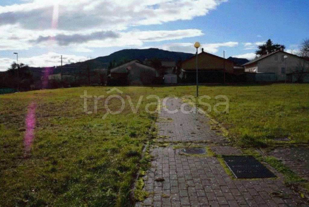 terreno edificabile in vendita a Pergola in zona Pantana