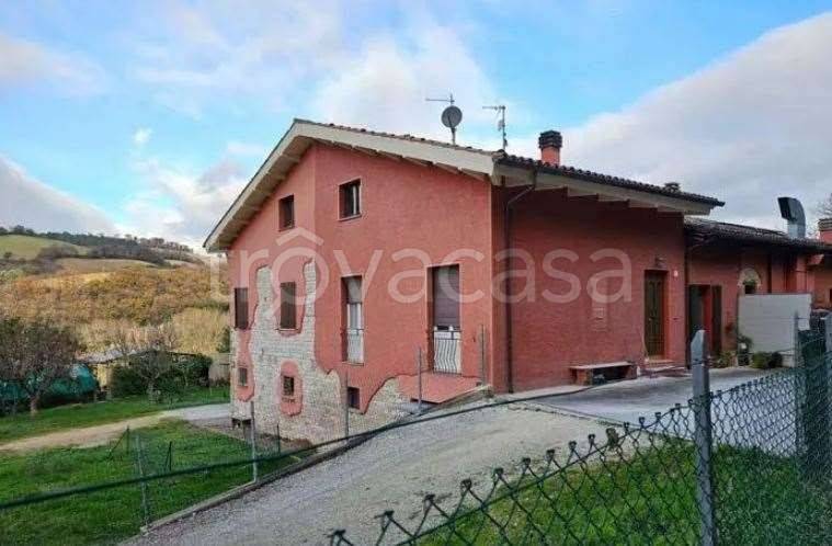 appartamento in vendita a Pergola
