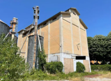 ufficio in vendita a Pergola