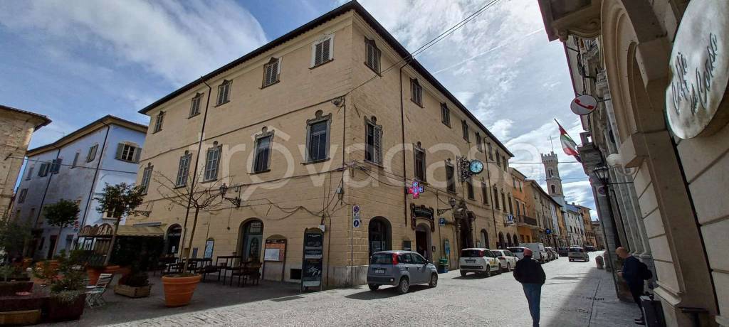 appartamento in vendita a Pergola