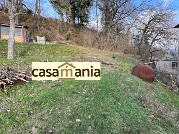 casa indipendente in vendita a Pergola