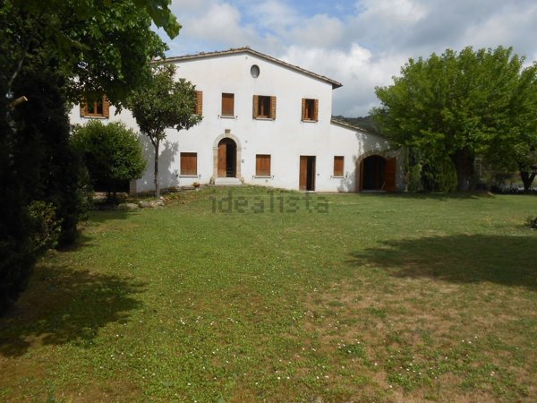 casa indipendente in vendita a Pergola