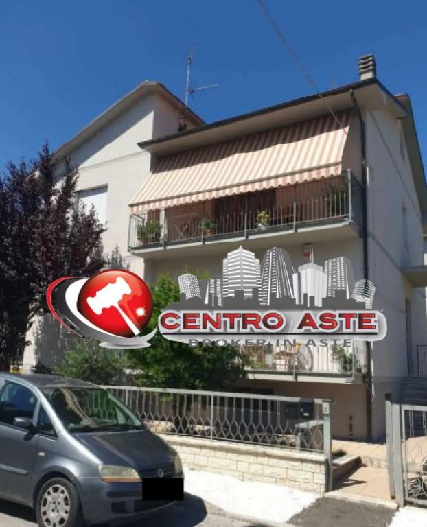 appartamento in vendita a Pergola