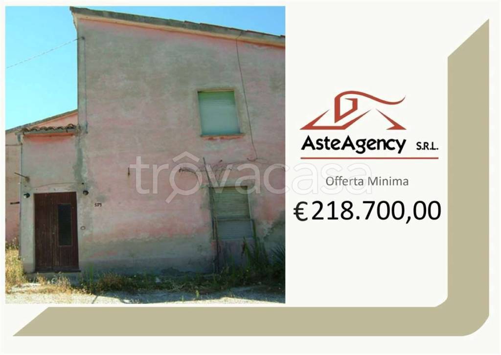 appartamento in vendita a Pergola in zona Montevecchio