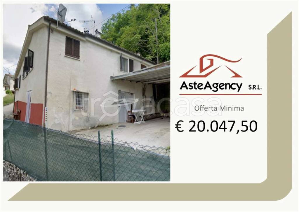 appartamento in vendita a Pergola in zona Bellisio Alto