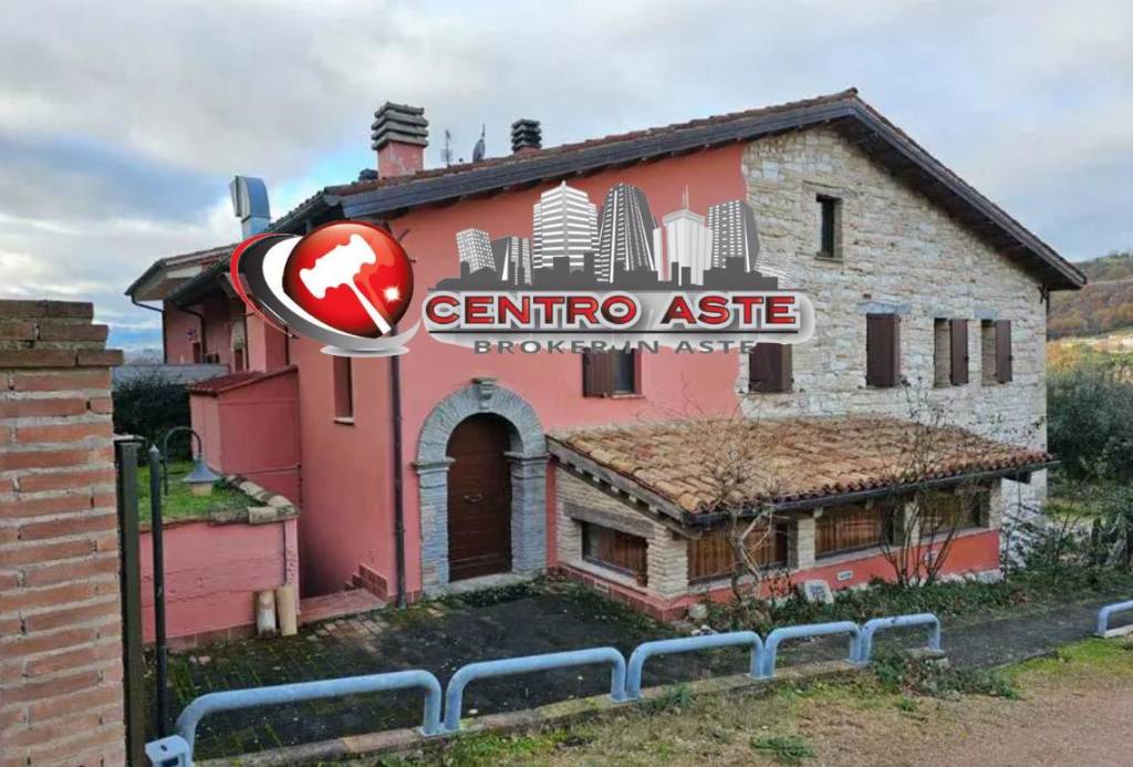 appartamento in vendita a Pergola