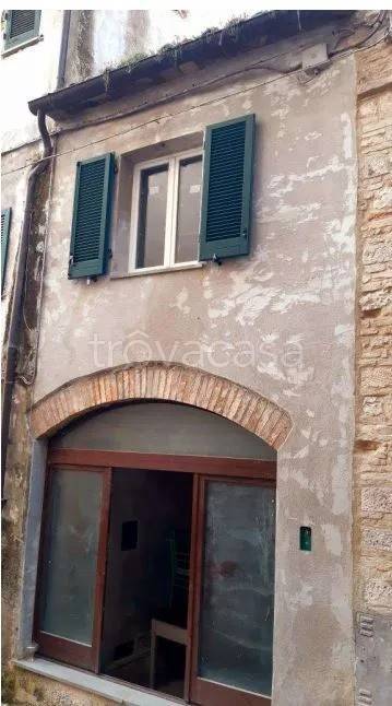 appartamento in vendita a Pergola