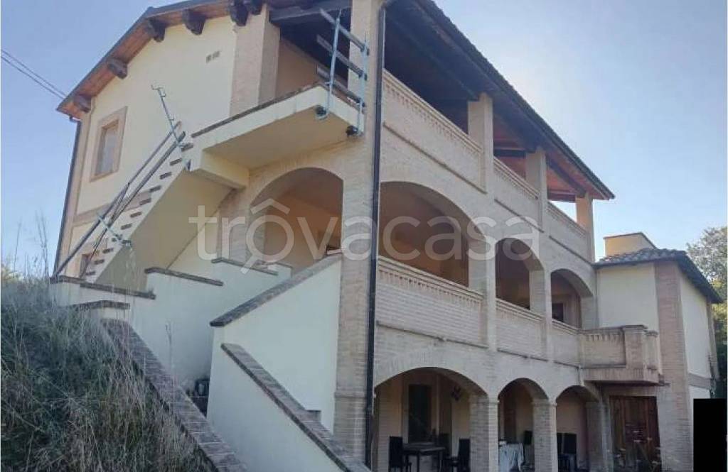 appartamento in vendita a Pergola in zona Percozzone
