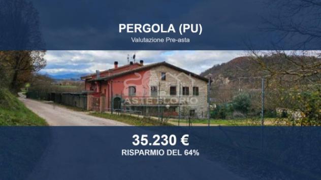 appartamento in vendita a Pergola