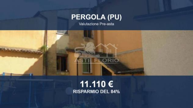 pentavano in vendita a Pergola