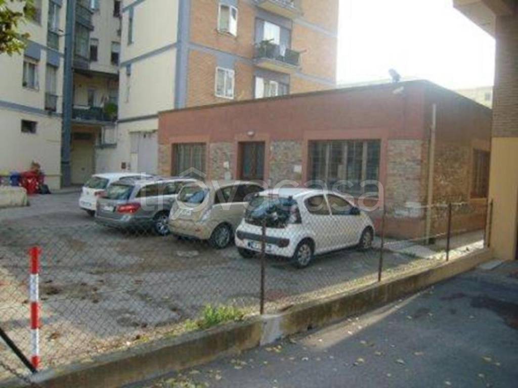 ufficio in vendita a Pesaro