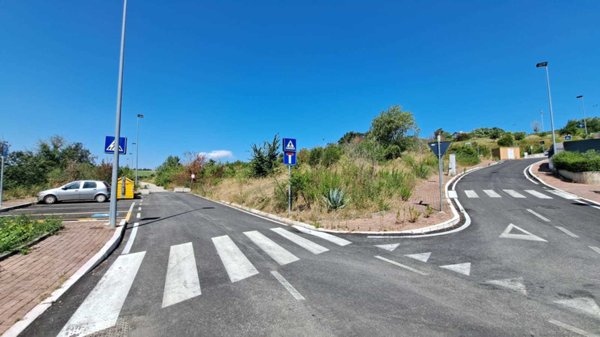 casa indipendente in vendita a Pesaro in zona Pozzo Alto