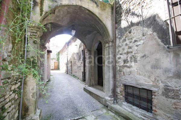 casa indipendente in vendita a Pesaro in zona Centro Città