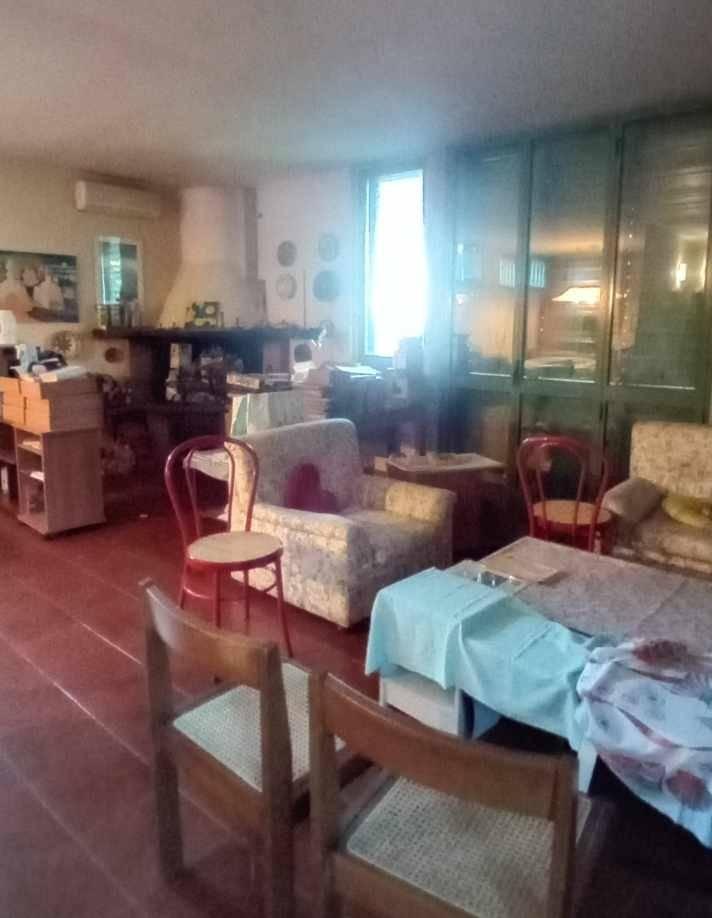 casa indipendente in vendita a Pesaro in zona Montegranaro