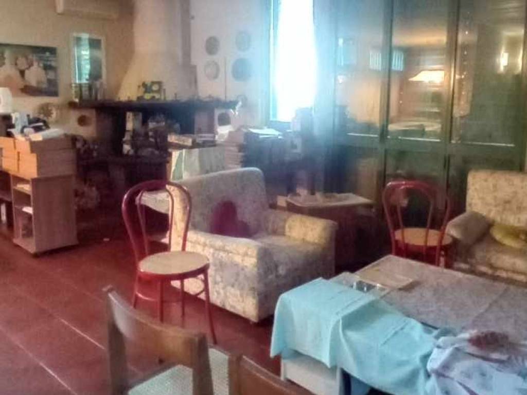 casa indipendente in vendita a Pesaro in zona Montegranaro
