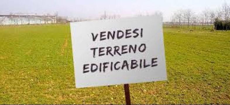 terreno edificabile in vendita a Pesaro in zona Pozzo Alto