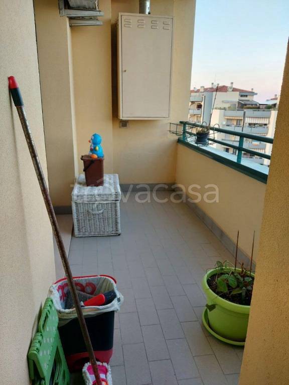 appartamento in vendita a Pesaro in zona Santa Veneranda
