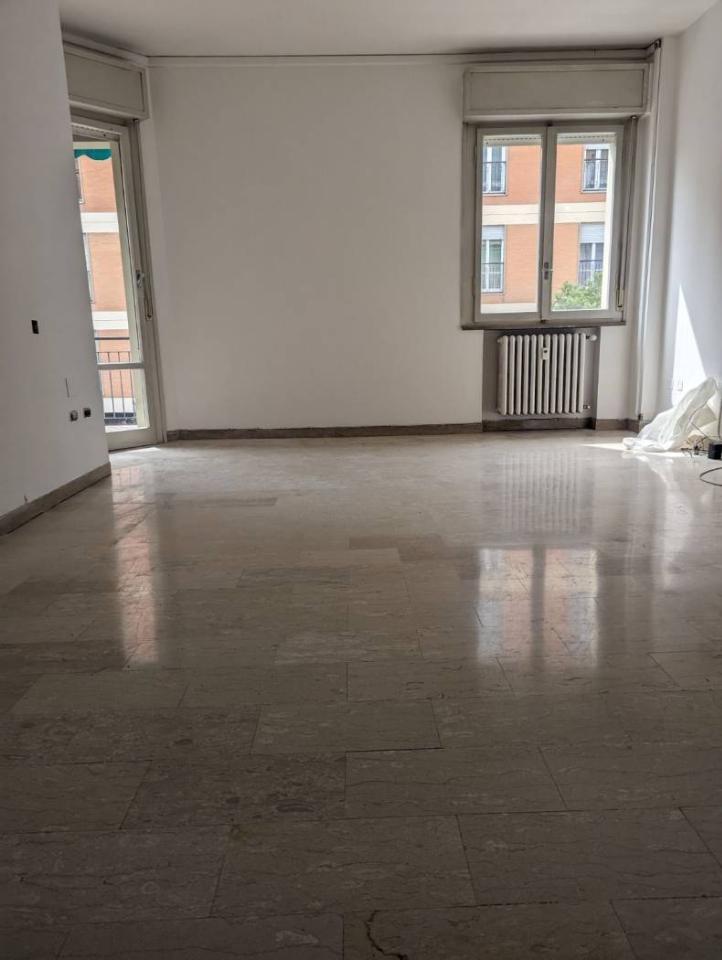 appartamento in vendita a Pesaro in zona Centro Città