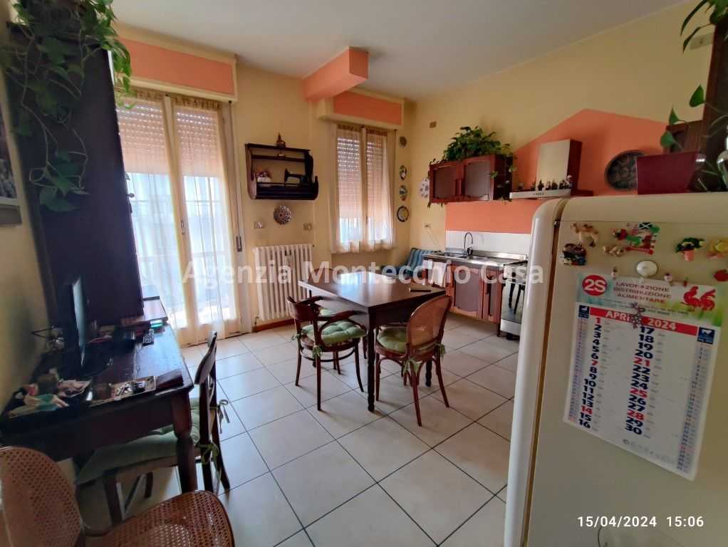 appartamento in vendita a Pesaro in zona Pantano