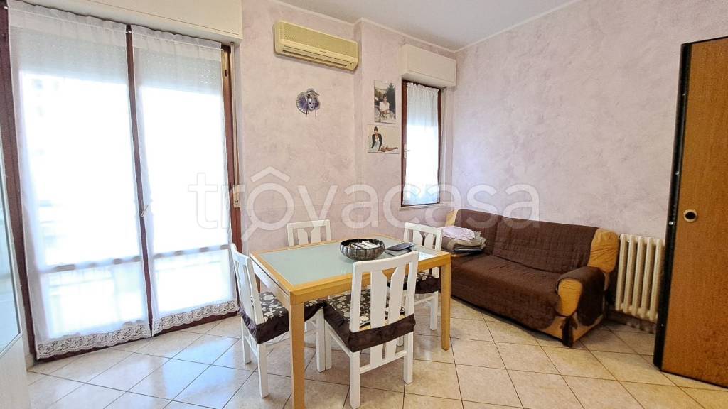 appartamento in vendita a Pesaro in zona Baia Flaminia