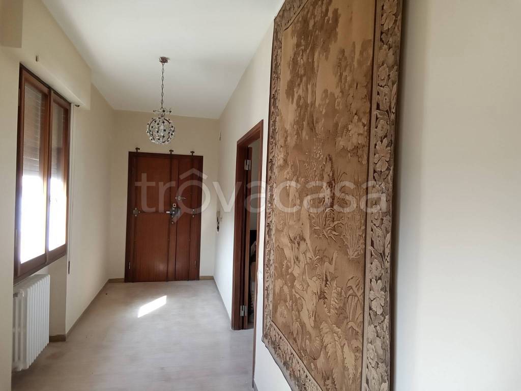 appartamento in vendita a Pesaro in zona Centro Città